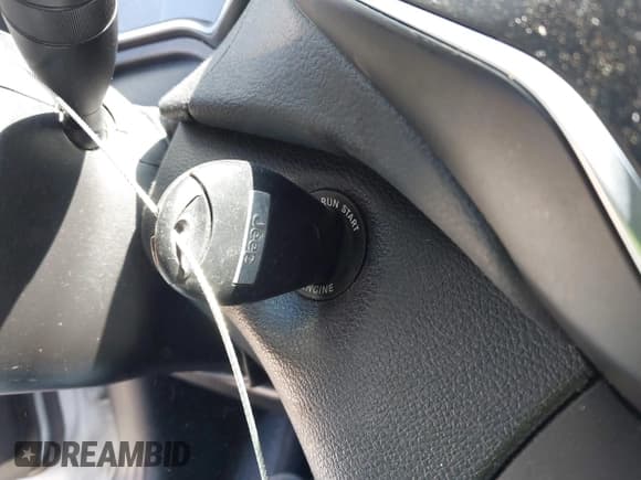 ✅ 2020 Jeep Cherokee Latitude • VIN: 1C4PJLCB4LD648528 • Лот: 42933489. Опубликован ранее на IAAI с пробегом Не указан. Бесплатный доступ к архиву аукционных продаж из США и подробный отчёт об истории автомобиля на DreamBid. Изображение 11.