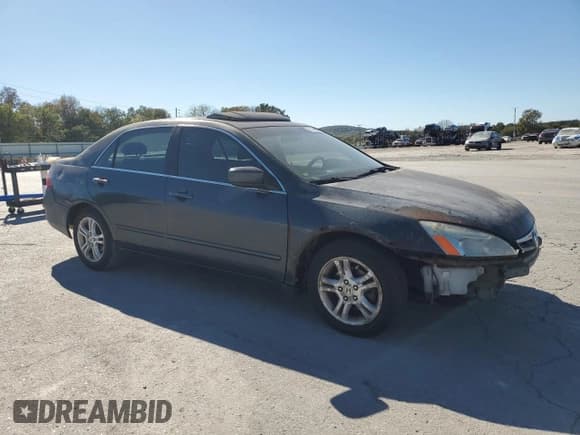 ✅ 2007 Honda Accord EX • VIN: 1HGCM56767A156956 • Lot: 86714195. Wystawiony na Copart z przebiegiem 187 186 mil. Bezpłatny archiwum sprzedaży aukcyjnych z USA i szczegółowy raport historii pojazdu na DreamBid. Zdjęcie 4.