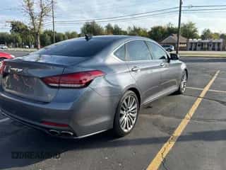 2015 Hyundai Genesis 5.0L z VIN KMHGN4JFXFU030324, wystawiony jako Copart lot #79303304 z przebiegiem 130 732 mil mil oraz Czysty tytuł • Clean title. Historia ofert i sprzedaży dostępna na DreamBid. Obrazek 4.