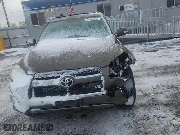 ✅ 2012 Toyota RAV4 Limited • VIN: 2T3DK4DV8CW082049 • Лот: 94243545. Опубликован ранее на Copart с пробегом 179 495 миль. Бесплатный доступ к архиву аукционных продаж из США и подробный отчёт об истории автомобиля на DreamBid. Изображение 15.