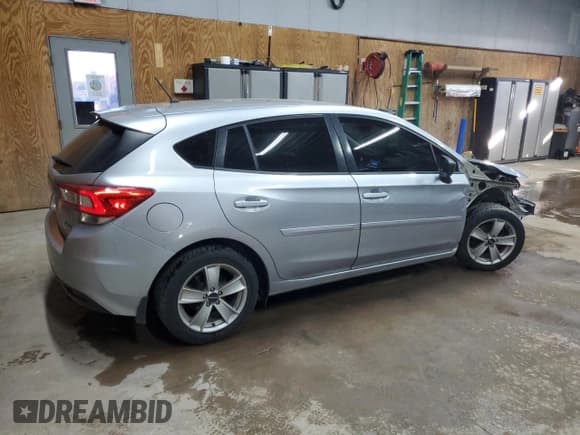 ✅ 2017 Subaru Impreza • VIN: 4S3GTAA67H3704737 • Lot: 89911295. Wystawiony na Copart z przebiegiem 63 634 mil. Bezpłatny archiwum sprzedaży aukcyjnych z USA i szczegółowy raport historii pojazdu na DreamBid. Zdjęcie 3.