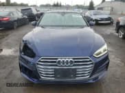 ✅ 2019 Audi A5 Sportback Premium Plus • VIN: WAUENCF58KA023693 • Lot: 80565955. Wystawiony na Copart z przebiegiem 56 730 mil. Bezpłatny archiwum sprzedaży aukcyjnych z USA i szczegółowy raport historii pojazdu na DreamBid. Zdjęcie 5.