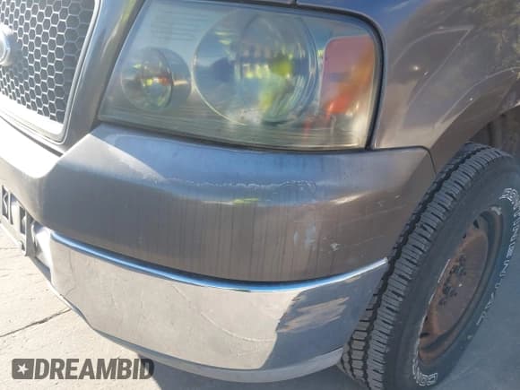 ✅ 2004 Ford F-150 XLT • VIN: 1FTPW12564KA34689 • Lot: 43698931. Wystawiony na IAAI z przebiegiem 223 754 mil. Bezpłatny archiwum sprzedaży aukcyjnych z USA i szczegółowy raport historii pojazdu na DreamBid. Zdjęcie 6.