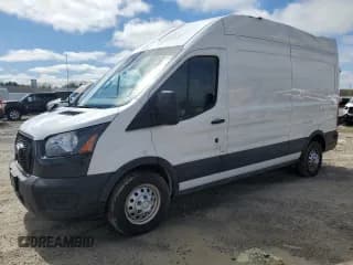 ✅ 2023 Ford Transit Cargo • VIN: 1FTBR2X88PKA66512 • Лот: 58451445. Опубликован ранее на Copart с пробегом 74 819 миль. Бесплатный доступ к архиву аукционных продаж из США и подробный отчёт об истории автомобиля на DreamBid. Изображение 1.
