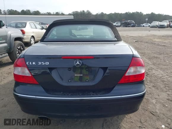 ✅ 2009 Mercedes-Benz CLK 350 • VIN: WDBTK56F79T101871 • Lot: 41481571. Wystawiony na IAAI z przebiegiem 147 393 mil. Bezpłatny archiwum sprzedaży aukcyjnych z USA i szczegółowy raport historii pojazdu na DreamBid. Zdjęcie 17.