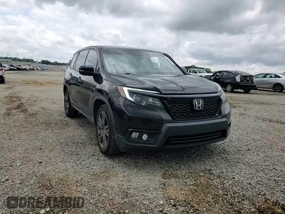 ✅ 2019 Honda Passport EX-L • VIN: 5FNYF7H56KB007436 • Lot: 54923615. Listed on Copart with 110,181 mi. Free auction sales archive from the USA and detailed vehicle history report at DreamBid. Image 13.