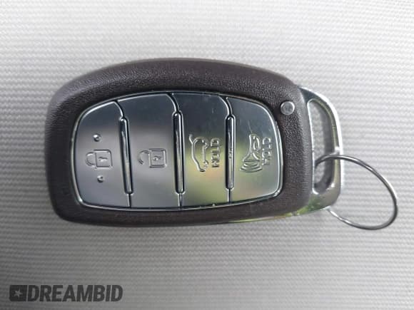 ✅ 2019 Hyundai Ioniq • VIN: KMHC65LD6KU139239 • Lot: 41288750. Wystawiony na IAAI z przebiegiem 157 298 mil. Bezpłatny archiwum sprzedaży aukcyjnych z USA i szczegółowy raport historii pojazdu na DreamBid. Zdjęcie 11.