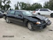 ✅ 2011 Lincoln Town Car Signature Limited • VIN: 2LNBL8CVXBX758787 • Lot: 81351495. Listed on Copart with 116,798 mi. Free auction sales archive from the USA and detailed vehicle history report at DreamBid. Image 4.
