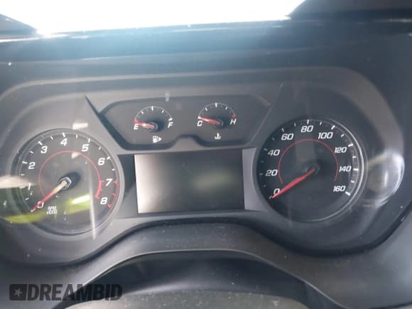 ✅ 2021 Chevrolet Camaro 1LS • VIN: 1G1FB1RX7M0110746 • Lot: 41890788. Wystawiony na IAAI z przebiegiem Nie podano. Bezpłatny archiwum sprzedaży aukcyjnych z USA i szczegółowy raport historii pojazdu na DreamBid. Zdjęcie 7.