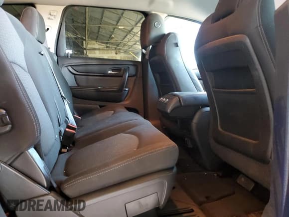 ✅ 2014 Chevrolet Traverse LT • VIN: 1GNKRGKD8EJ234385 • Lot: 82656975. Wystawiony na Copart z przebiegiem 199 913 mil. Bezpłatny archiwum sprzedaży aukcyjnych z USA i szczegółowy raport historii pojazdu na DreamBid. Zdjęcie 11.