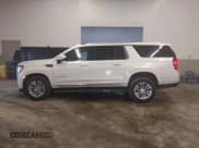 ✅ 2021 GMC Yukon XL SLT • VIN: 1GKS2GKD1MR421646 • Lot: 41453288. Wystawiony na IAAI z przebiegiem 48 855 mil. Bezpłatny archiwum sprzedaży aukcyjnych z USA i szczegółowy raport historii pojazdu na DreamBid. Zdjęcie 14.