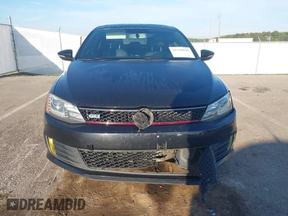 ✅ 2013 Volkswagen Jetta Autobahn • VIN: 3VW4A7AJ5DM426023 • Lot: 43343049. Wystawiony na IAAI z przebiegiem 128 620 mil. Bezpłatny archiwum sprzedaży aukcyjnych z USA i szczegółowy raport historii pojazdu na DreamBid. Zdjęcie 6.