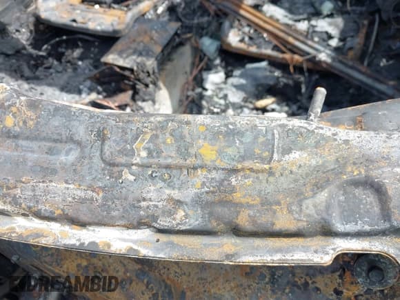 ✅ 2021 Acura TLX Technology • VIN: 19UUB5F40MA014131 • Lot: 42745230. Listed on IAAI with Not provided. Free auction sales archive from the USA and detailed vehicle history report at DreamBid. Image 9.