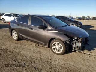 ✅ 2017 Chevrolet Cruze LT • VIN: 1G1BE5SM1H7215955 • Лот: 38923423. Опубликован ранее на Copart с пробегом 95 022 миль. Бесплатный доступ к архиву аукционных продаж из США и подробный отчёт об истории автомобиля на DreamBid. Изображение 4.