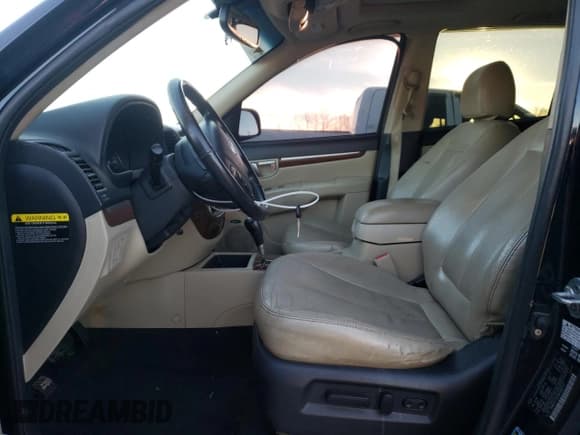 ✅ 2008 Hyundai Santa Fe SE • VIN: 5NMSH73E08H188757 • Lot: 80657834. Listed on Copart with 209,314 mi. Free auction sales archive from the USA and detailed vehicle history report at DreamBid. Image 7.