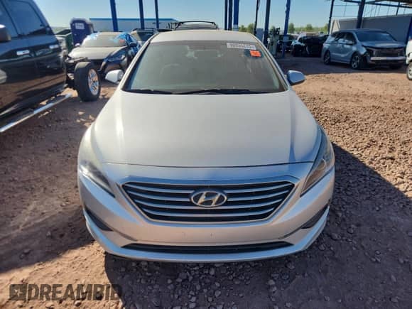 2015 Hyundai Sonata SE с VIN 5NPE24AF3FH038473, выставлен на аукционе Copart как лот 90935245 с пробегом 152 640 миль миль и Чистый • Clean title. История ставок и продаж доступна на DreamBid. Изображение 5.