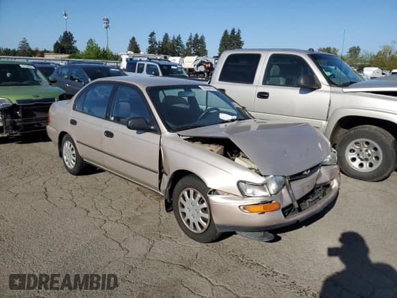 ✅ 1993 Toyota Corolla DLX • VIN: 1NXAE09E3PZ034033 • Lot: 53285765. Listed on Copart with 127,881 mi. Free auction sales archive from the USA and detailed vehicle history report at DreamBid. Image 4.