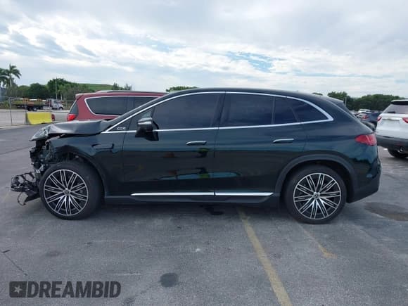 ✅ 2023 Mercedes-Benz EQE 500 • VIN: 4JGGM2CB8PA009184 • Lot: 43571742. Wystawiony na IAAI z przebiegiem 16 692 mil. Bezpłatny archiwum sprzedaży aukcyjnych z USA i szczegółowy raport historii pojazdu na DreamBid. Zdjęcie 15.