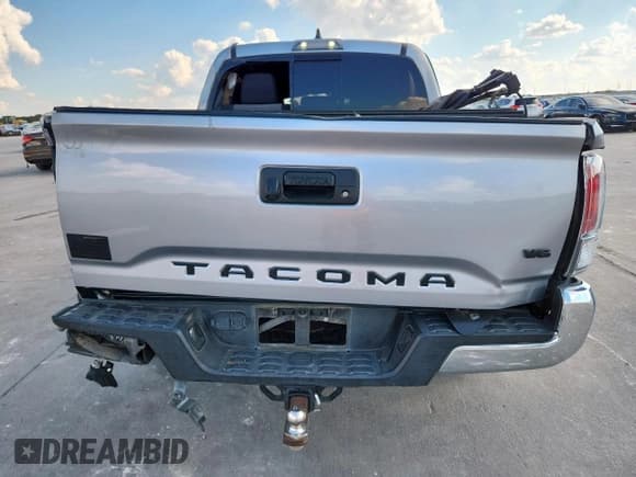 ✅ 2020 Toyota Tacoma TRD Off Road • VIN: 3TMCZ5AN2LM321954 • Lot: 85117355. Listed on Copart with 110,293 mi. Free auction sales archive from the USA and detailed vehicle history report at DreamBid. Image 6.