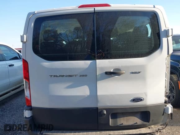 ✅ 2021 Ford Transit Passenger XL • VIN: 1FBAX2Y89MKA49850 • Лот: 41602893. Опубликован ранее на IAAI с пробегом 74 248 миль. Бесплатный доступ к архиву аукционных продаж из США и подробный отчёт об истории автомобиля на DreamBid. Изображение 16.