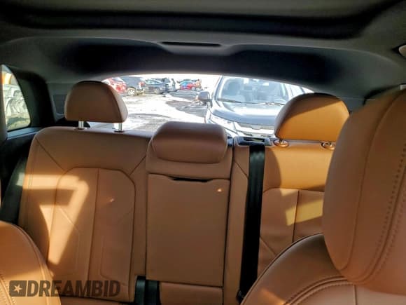 ✅ 2025 Audi Q3 S line Premium • VIN: WA1DECF32S1021512 • Lot: 95907325. Listed on Copart with 21,955 mi. Free auction sales archive from the USA and detailed vehicle history report at DreamBid. Image 10.