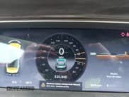 ✅ 2013 Tesla Model S • VIN: 5YJSA1CN0DFP12602 • Lot: 43885863. Wystawiony na IAAI z przebiegiem 320 840 mil. Bezpłatny archiwum sprzedaży aukcyjnych z USA i szczegółowy raport historii pojazdu na DreamBid. Zdjęcie 7.