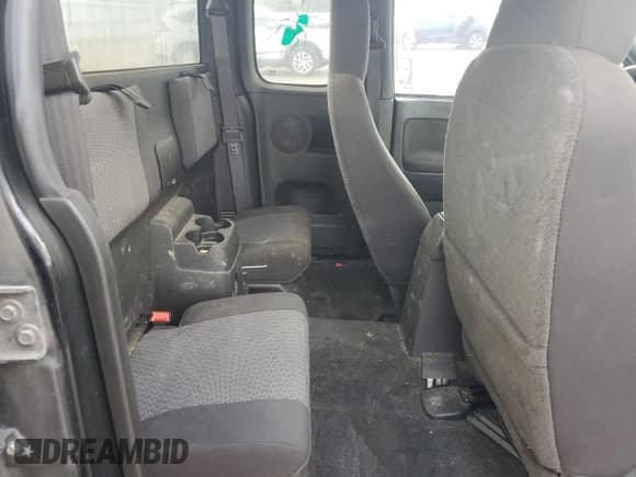 ✅ 2012 Chevrolet Colorado 1LT • VIN: 1GCESCFE0C8118107 • Лот: 78554204. Опубликован ранее на Copart с пробегом 199 580 миль. Бесплатный доступ к архиву аукционных продаж из США и подробный отчёт об истории автомобиля на DreamBid. Изображение 11.