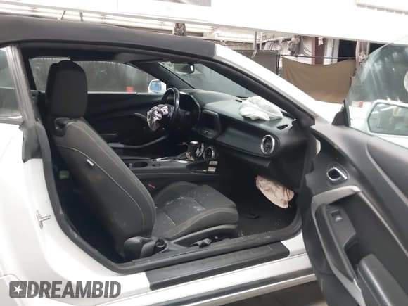 ✅ 2020 Chevrolet Camaro 1LT • VIN: 1G1FB3DX2L0131926 • Лот: 43475038. Опубликован ранее на IAAI с пробегом 92 698 миль. Бесплатный доступ к архиву аукционных продаж из США и подробный отчёт об истории автомобиля на DreamBid. Изображение 5.