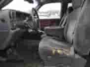 2000 Chevrolet Silverado 1500 LT с VIN 1GCEK19T4YE390635, выставлен на аукционе Copart как лот 85983564 с пробегом 196 713 миль миль и Списание • Salvage title. История ставок и продаж доступна на DreamBid. Изображение 7.