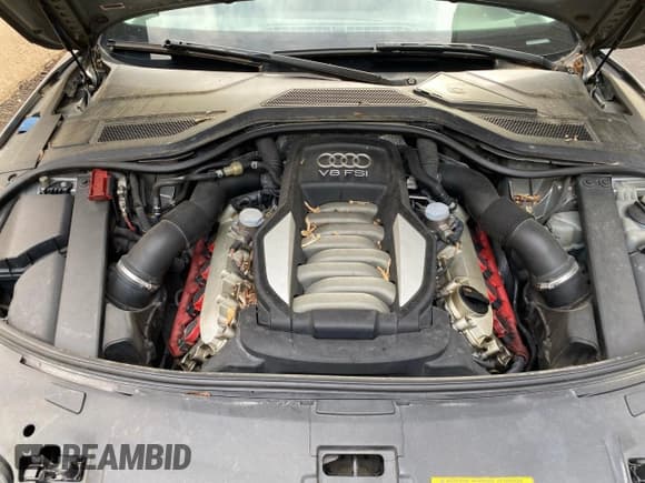 ✅ 2011 Audi A8 • VIN: WAURVAFD7BN018734 • Lot: 85905595. Wystawiony na Copart z przebiegiem 79 694 mil. Bezpłatny archiwum sprzedaży aukcyjnych z USA i szczegółowy raport historii pojazdu na DreamBid. Zdjęcie 7.