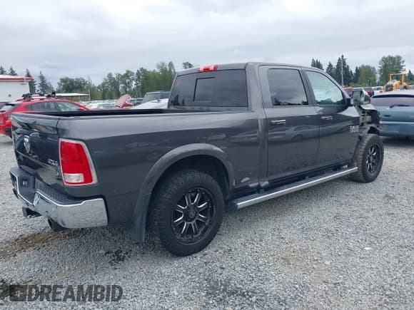 ✅ 2017 Ram 1500 Laramie • VIN: 1C6RR7VT1HS759515 • Lot: 42672289. Wystawiony na IAAI z przebiegiem 68 664 mil. Bezpłatny archiwum sprzedaży aukcyjnych z USA i szczegółowy raport historii pojazdu na DreamBid. Zdjęcie 4.