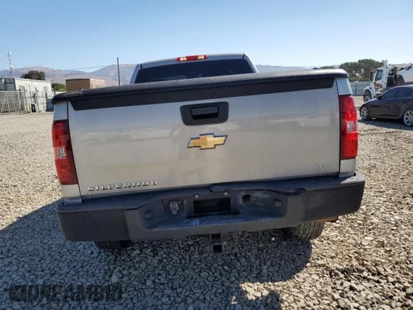 ✅ 2007 Chevrolet Silverado 1500 Work Truck • VIN: 1GCEC14X97Z612357 • Лот: 71553585. Опубликован ранее на Copart с пробегом 182 324 миль. Бесплатный доступ к архиву аукционных продаж из США и подробный отчёт об истории автомобиля на DreamBid. Изображение 6.