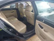 ✅ 2010 Hyundai Genesis • VIN: KMHGC4DFXAU092607 • Лот: 42501604. Опубликован ранее на IAAI с пробегом 310 821 миль. Бесплатный доступ к архиву аукционных продаж из США и подробный отчёт об истории автомобиля на DreamBid. Изображение 8.