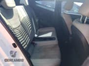 ✅ 2013 Hyundai Veloster w/Gray Int • VIN: KMHTC6AD5DU171622 • Lot: 59761464. Wystawiony na Copart z przebiegiem 85 424 mil. Bezpłatny archiwum sprzedaży aukcyjnych z USA i szczegółowy raport historii pojazdu na DreamBid. Zdjęcie 10.