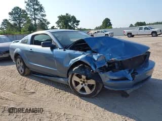 ✅ 2007 Ford Mustang GT Deluxe • VIN: 1ZVFT82H075276904 • Lot: 40093951. Listed on IAAI with Not provided. Free auction sales archive from the USA and detailed vehicle history report at DreamBid. Image 1.