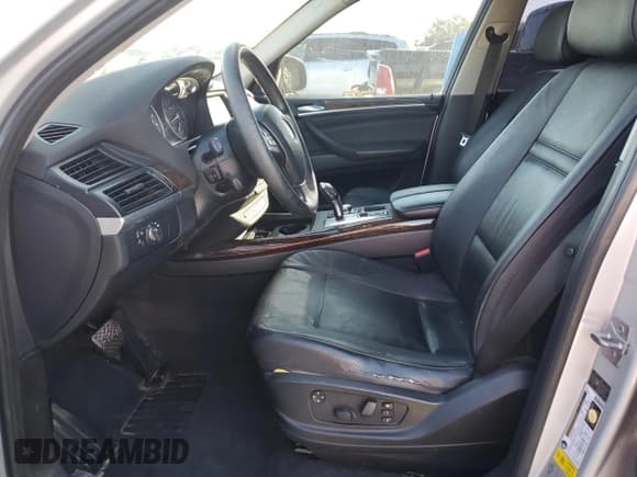 ✅ 2010 BMW X5 30i • VIN: 5UXFE4C53AL382887 • Лот: 91616065. Опубликован ранее на Copart с пробегом 190 407 миль. Бесплатный доступ к архиву аукционных продаж из США и подробный отчёт об истории автомобиля на DreamBid. Изображение 7.