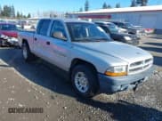 ✅ 2001 Dodge Dakota Sport • VIN: 1B7GL2AN21S158812 • Lot: 41483542. Wystawiony na IAAI z przebiegiem 175 135 mil. Bezpłatny archiwum sprzedaży aukcyjnych z USA i szczegółowy raport historii pojazdu na DreamBid. Zdjęcie 1.