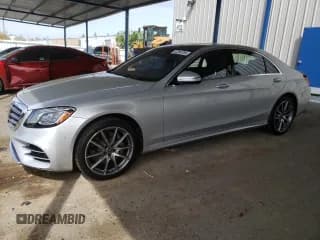 ✅ 2020 Mercedes-Benz S 560 • VIN: WDDUG8DB0LA519190 • Лот: 53286785. Опубликован ранее на Copart с пробегом 50 587 миль. Бесплатный доступ к архиву аукционных продаж из США и подробный отчёт об истории автомобиля на DreamBid. Изображение 1.