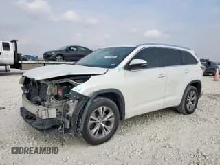 ✅ 2015 Toyota Highlander XLE • VIN: 5TDKKRFH8FS085437 • Lot: 93128585. Wystawiony na Copart z przebiegiem 155 505 mil. Bezpłatny archiwum sprzedaży aukcyjnych z USA i szczegółowy raport historii pojazdu na DreamBid. Zdjęcie 1.