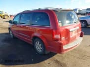 ✅ 2009 Chrysler Town & Country Touring • VIN: 2A8HR54149R524725 • Лот: 43459082. Опубликован ранее на IAAI с пробегом 283 984 миль. Бесплатный доступ к архиву аукционных продаж из США и подробный отчёт об истории автомобиля на DreamBid. Изображение 3.