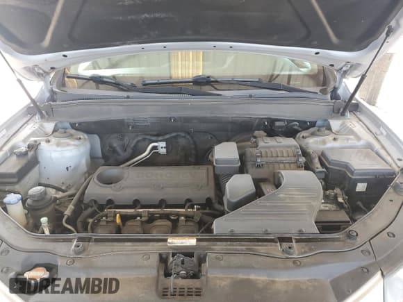 ✅ 2012 Hyundai Santa Fe GLS • VIN: 5XYZG3AB2CG126668 • Lot: 82883974. Listed on Copart with 150,570 mi. Free auction sales archive from the USA and detailed vehicle history report at DreamBid. Image 12.