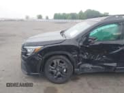 ✅ 2023 Subaru Ascent Onyx Limited • VIN: 4S4WMAKD4P3400457 • Lot: 42235192. Listed on IAAI with 44,967 mi. Free auction sales archive from the USA and detailed vehicle history report at DreamBid. Image 6.