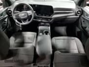 ✅ 2025 Chevrolet Equinox AWD LT • VIN: 3GNAXPEG0SL134406 • Lot: 64612115. Wystawiony na Copart z przebiegiem 12 141 mil. Bezpłatny archiwum sprzedaży aukcyjnych z USA i szczegółowy raport historii pojazdu na DreamBid. Zdjęcie 8.