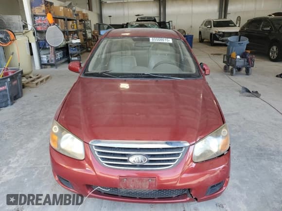 ✅ 2009 Kia Spectra EX • VIN: KNAFE221295644352 • Лот: 85508615. Опубликован ранее на Copart с пробегом 100 833 миль. Бесплатный доступ к архиву аукционных продаж из США и подробный отчёт об истории автомобиля на DreamBid. Изображение 5.