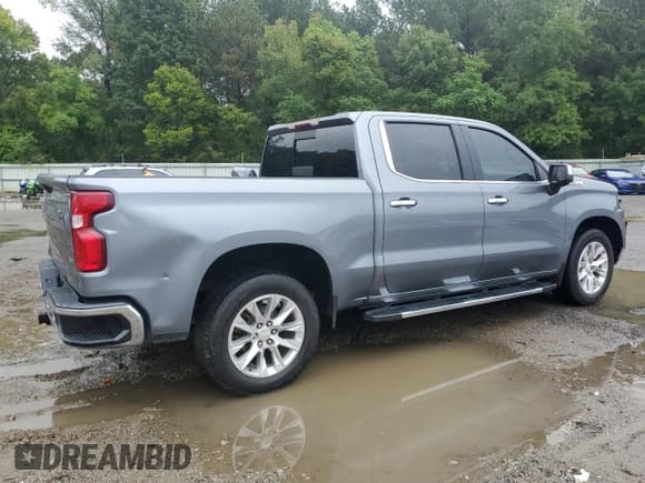 ✅ 2019 Chevrolet Silverado 1500 LTZ • VIN: 1GCUYGED4KZ147709 • Lot: 71073664. Wystawiony na Copart z przebiegiem 217 863 mil. Bezpłatny archiwum sprzedaży aukcyjnych z USA i szczegółowy raport historii pojazdu na DreamBid. Zdjęcie 3.