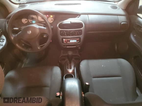 2004 Dodge Neon SXT z VIN 1B3ES56C44D641392, wystawiony jako Copart lot #47780735 z przebiegiem 75 284 mil mil oraz Szkoda całkowita • Salvage title. Historia ofert i sprzedaży dostępna na DreamBid. Obrazek 8.