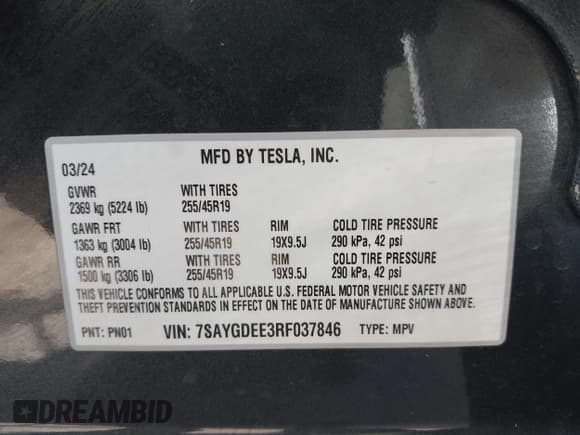 ✅ 2024 Tesla Model Y Long Range • VIN: 7SAYGDEE3RF037846 • Lot: 43522422. Wystawiony na IAAI z przebiegiem 35 753 mil. Bezpłatny archiwum sprzedaży aukcyjnych z USA i szczegółowy raport historii pojazdu na DreamBid. Zdjęcie 9.