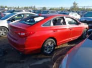 ✅ 2017 Hyundai Sonata SE • VIN: 5NPE24AF6HH576684 • Lot: 43435675. Wystawiony na IAAI z przebiegiem Nie podano. Bezpłatny archiwum sprzedaży aukcyjnych z USA i szczegółowy raport historii pojazdu na DreamBid. Zdjęcie 4.