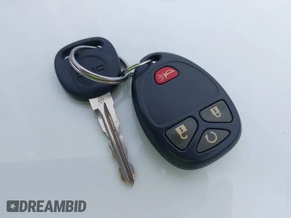 ✅ 2012 GMC Sierra 1500 SLE • VIN: 1GTR2VE72CZ307643 • Lot: 42496016. Wystawiony na IAAI z przebiegiem 197 212 mil. Bezpłatny archiwum sprzedaży aukcyjnych z USA i szczegółowy raport historii pojazdu na DreamBid. Zdjęcie 11.