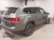 ✅ 2018 Volkswagen Atlas S • VIN: 1V2GR2CA7JC518805 • Lot: 41698375. Wystawiony na IAAI z przebiegiem 155 093 mil. Bezpłatny archiwum sprzedaży aukcyjnych z USA i szczegółowy raport historii pojazdu na DreamBid. Zdjęcie 4.